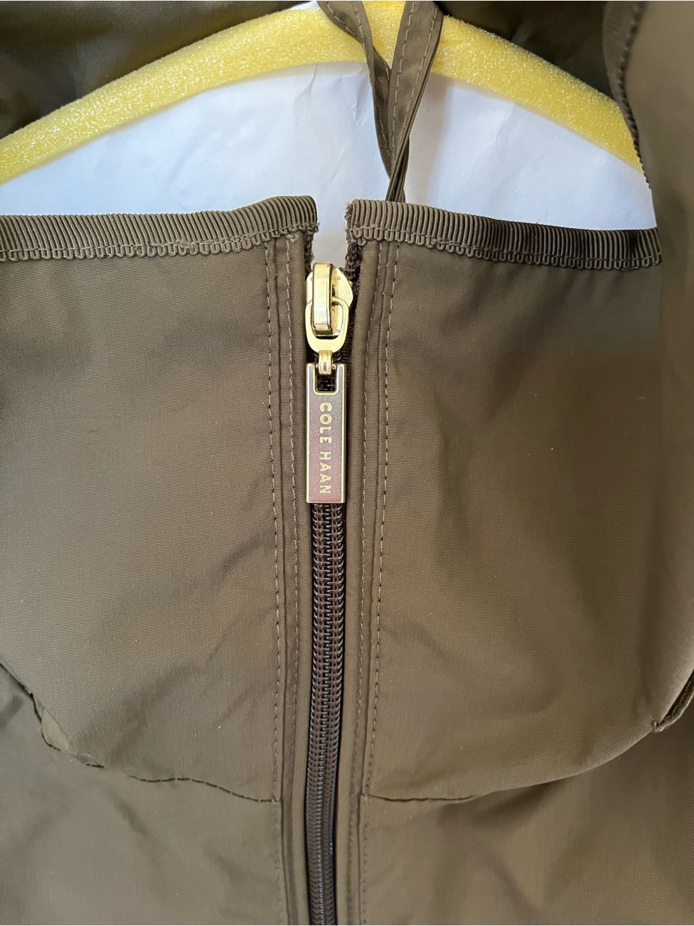 Cole Haan Women's Packable Olive Green Rain Jacket - Picture 7 of 10